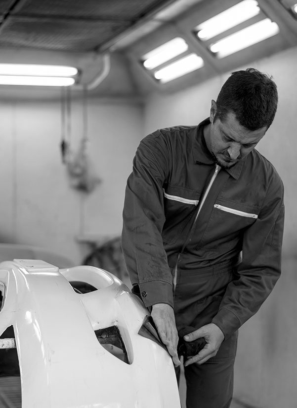 Car Body Repair - Auto Bodyworks in London-Hounslow - Filming car body Car Body Repair - Auto Bodyworks in London